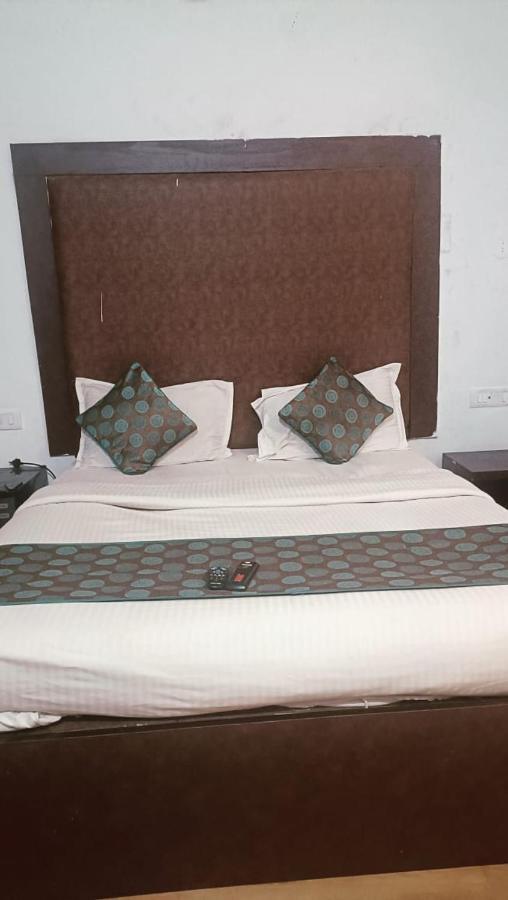 Baga Beach Exotica Hotel Exterior photo